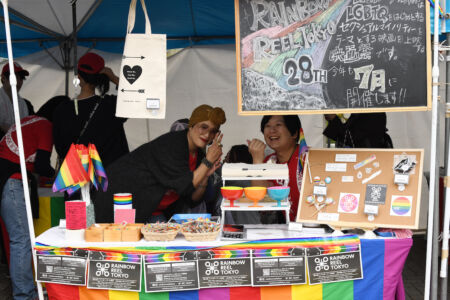 #8 At the Rakuten booth, three volunteers asked festival-goers to take part in a poll: What current LGBTQ issue do you think needs more support? Participants placed red-dot stickers on a poster board next to their most important issue. Among the issues listed were life insurance for same-sex partners, home mortgage loans for all couples, housing support, more LGBTQ-related media coverage, support for LGBTQ financial planning, LGBTQ-friendly job search tools, insurance coverage for gender transitioning, and LGBTQ-friendly hotel services and amenities. Booth visitors were having open, honest conversations about which issues they were currently facing.